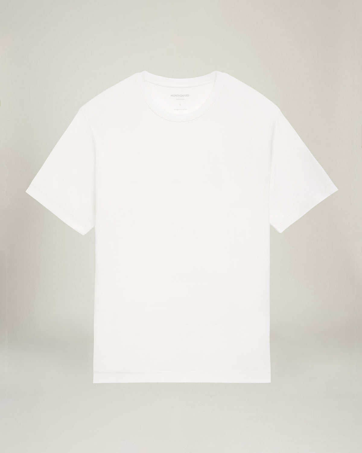 MANGOLA-T-Shirt_men_white_flatflay_front2 #color_white