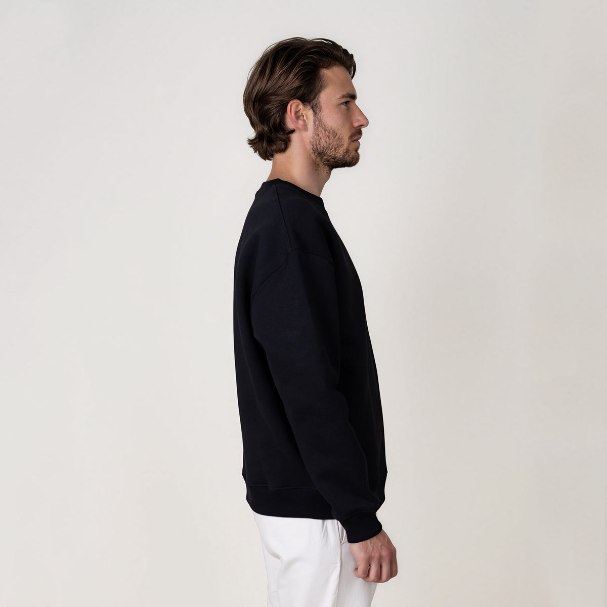 MANGOLA-Sweatshirt-Oversized_man_black_side #color_black