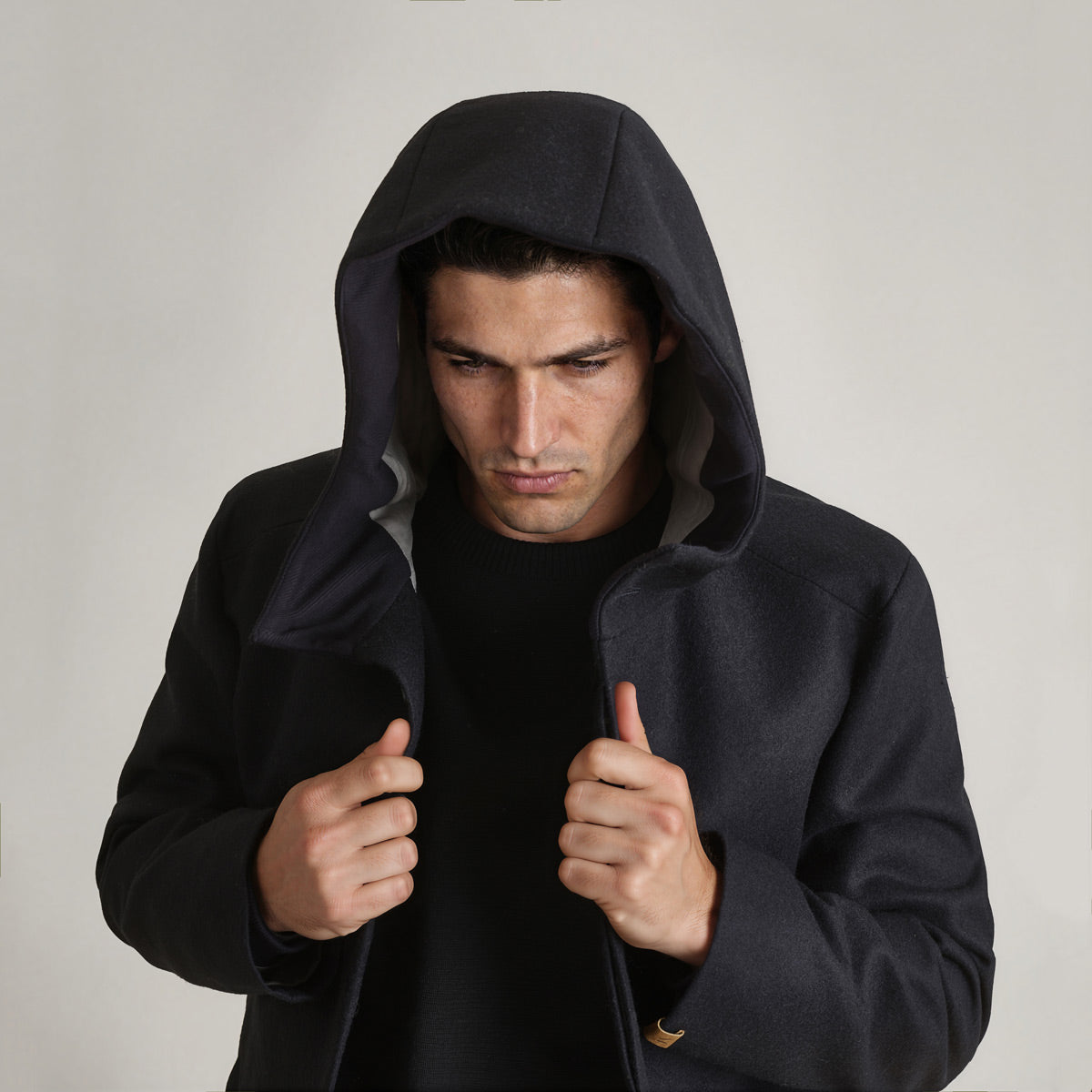 LANA-Swiss-Alp-Wool-Coat_Men_dark-blue_detail-front