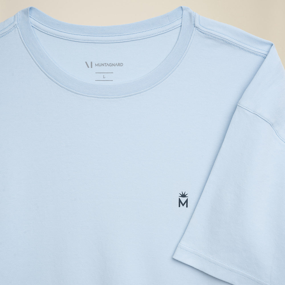 MANGOLA-T-Shirt-Relaxed_light-blue_front-detail #color_light blue
